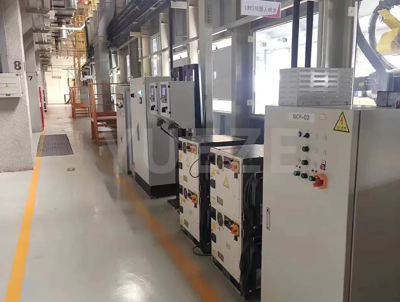Cabinet de control al robotului