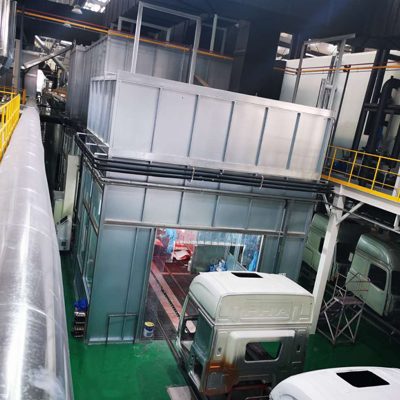Linie de electroforeză pentru cabină de camion