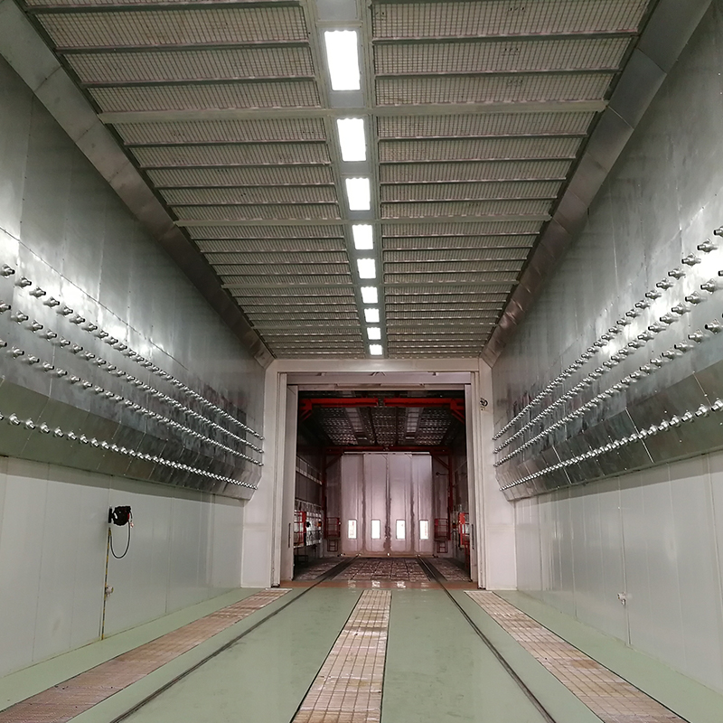 Cabina de pulverizare pentru vehicule grele